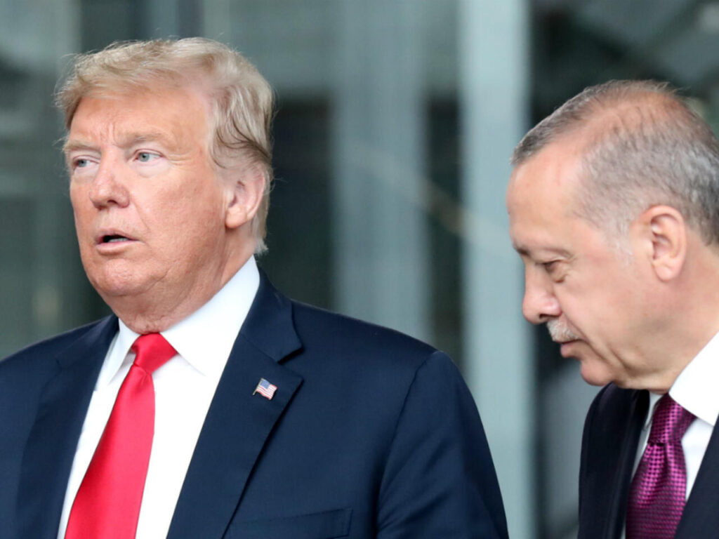 ترامب: الرئيس أردوغان يستحق ثناء كبيراً على مساعدته إسرائيل في التخلص من نظام كان يعمل ضدها في سوريا